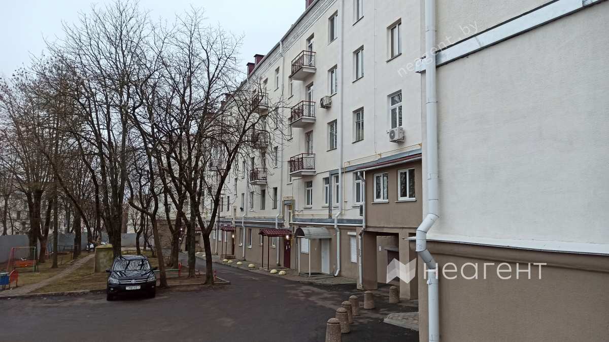 Вид двора жилого дома на Киселева 10