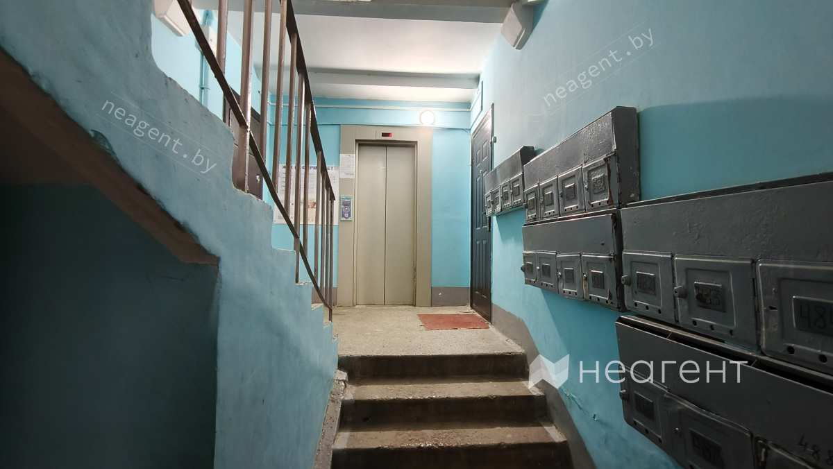 просп. Газеты Звязда, дом 23, в подъезде