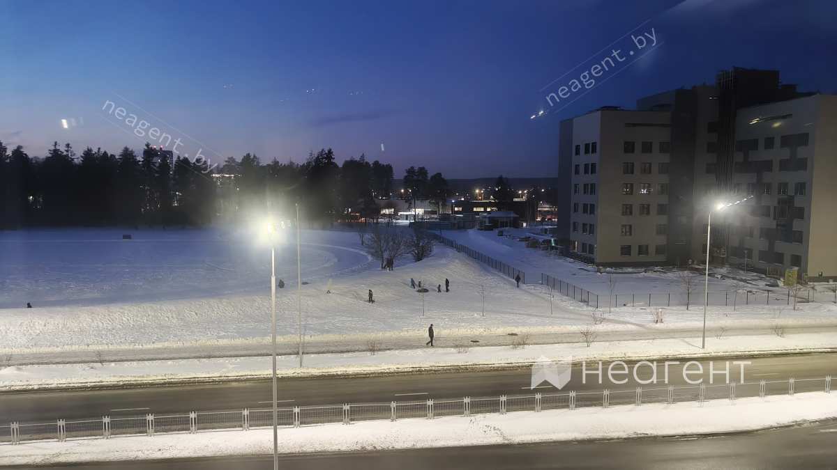 ул. 50 лет Победы, дом 23, вид из окна