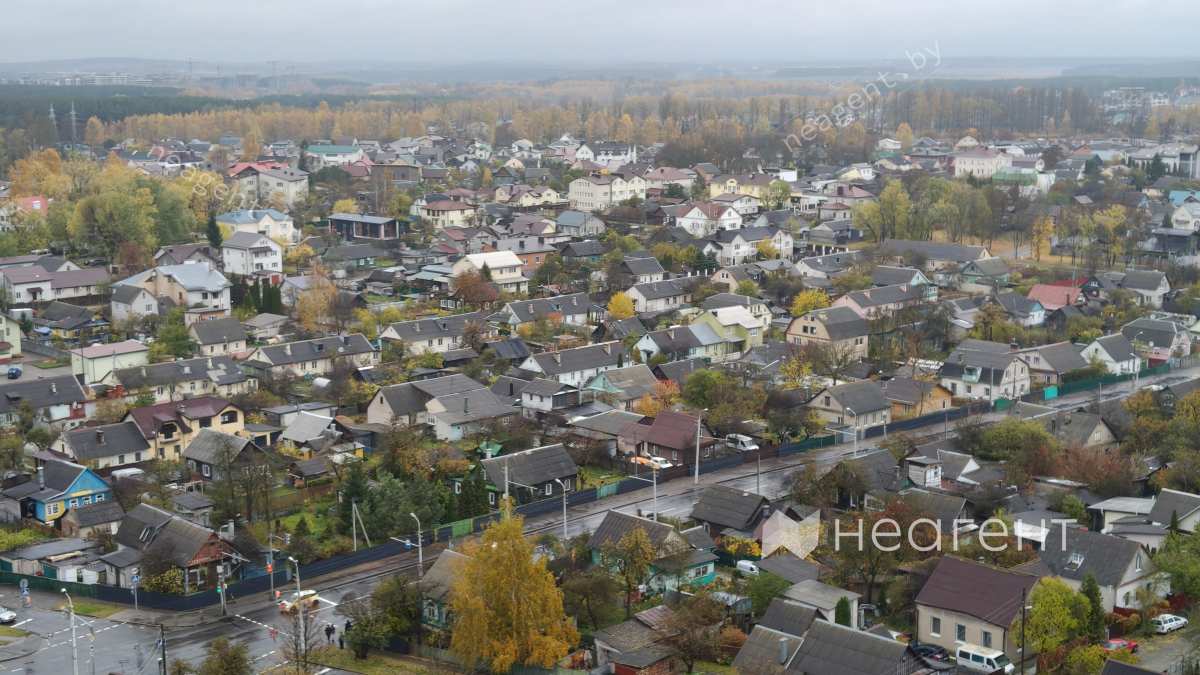 ул. Богдановича, дом 144, вид из окна