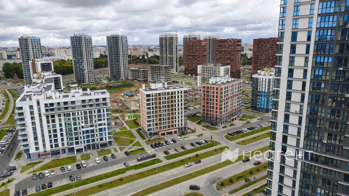 ул. Братская, дом 11, вид из окна