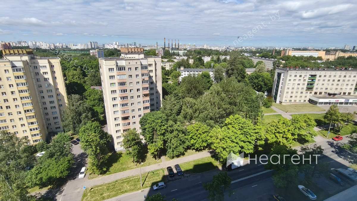 ул. Брестская, дом 83, вид из окна ул. Брестская, дом 83, вид из окна
