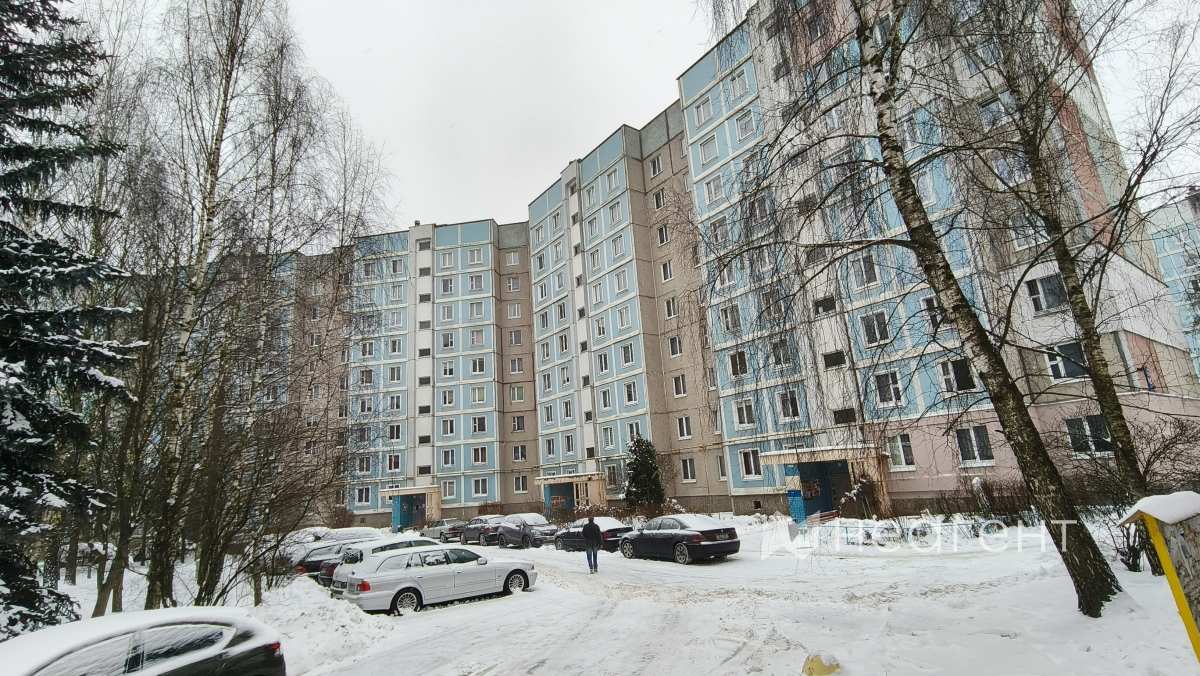 ул. Есенина, дом 15