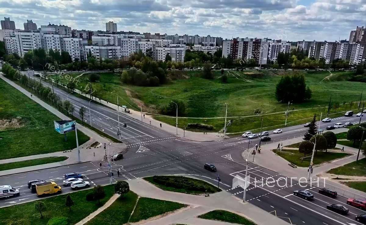 ул. Есенина, д. 58, вид из окна