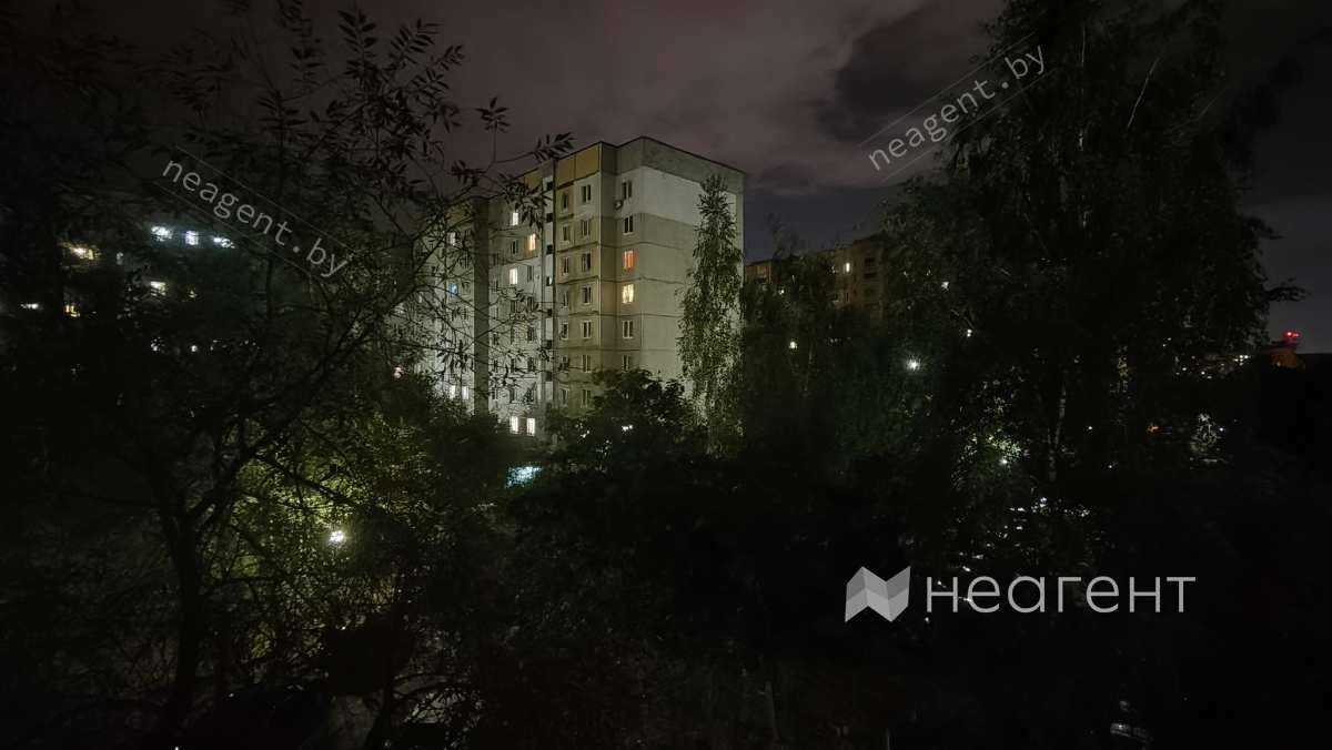 ул. Кунцевщина, дом 36, ночной вид из окна во двор