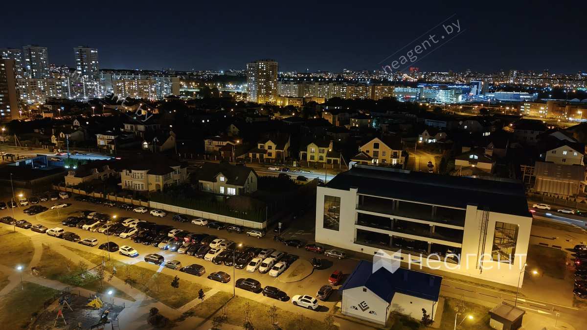 ул. Ратомская, дом 7, вид из окон ночью