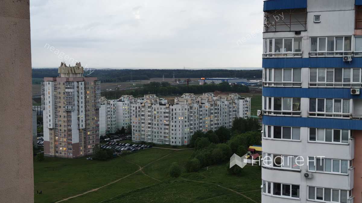 ул. Скрипникова, дом 11, вид из окна ул. Скрипникова, дом 11, вид из окна