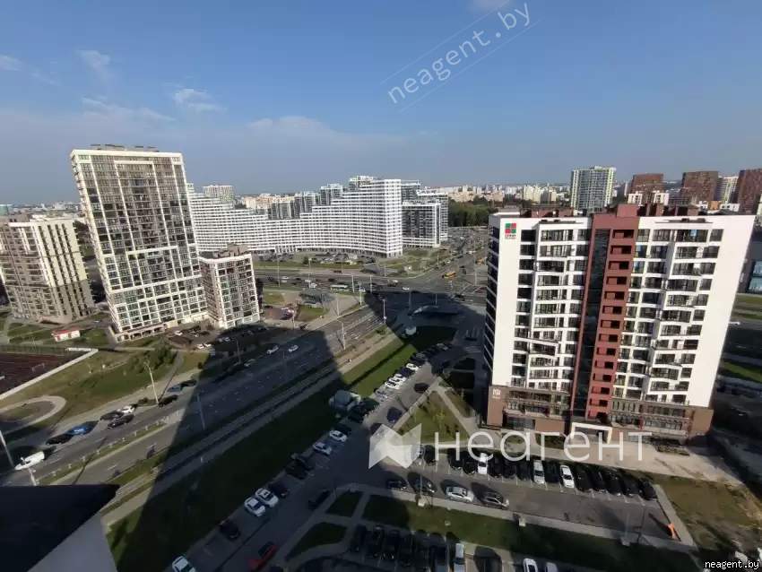 ул. Теслы, дом 18, вид из окна