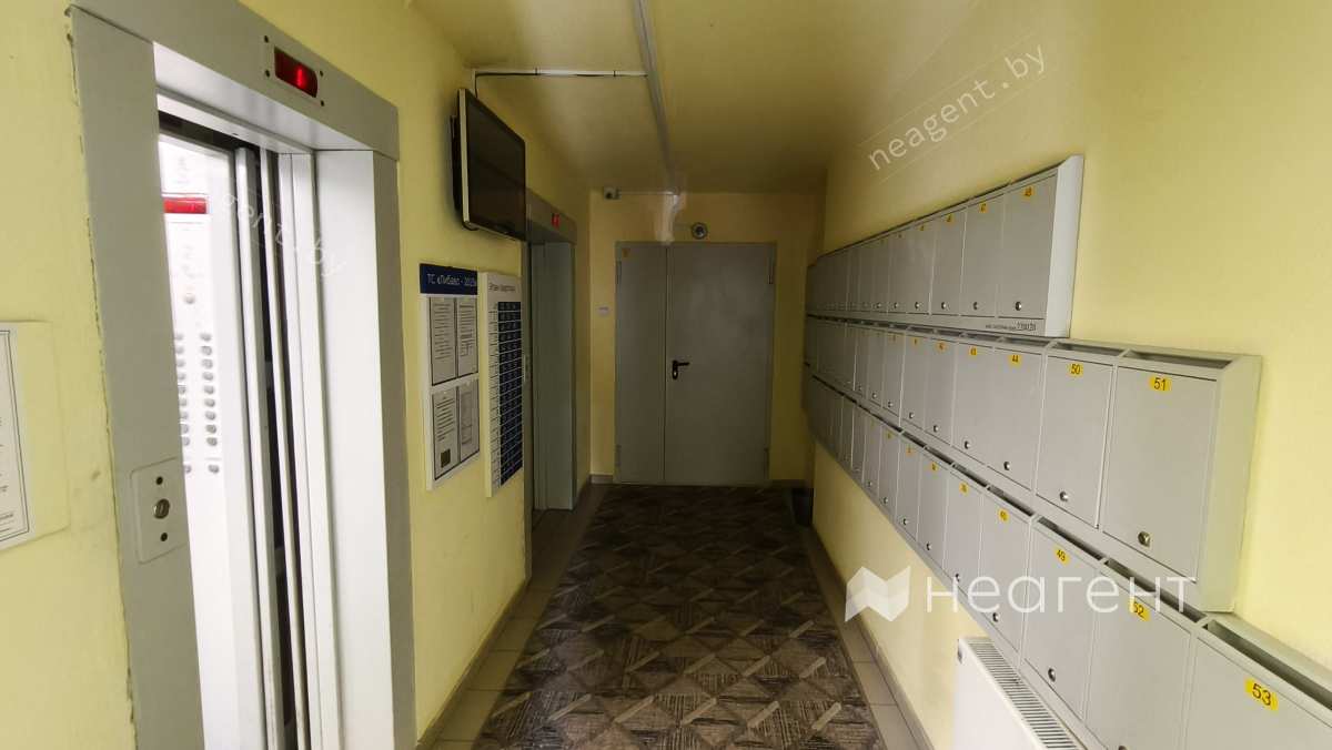 ул. Великоморская, дом 6, подъезд ул. Великоморская, дом 6, подъезд
