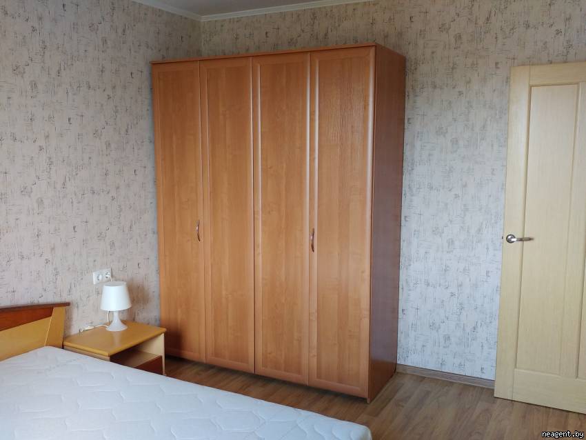 3-комнатная квартира, ул. Старовиленская, 97, 1139 рублей: фото 1