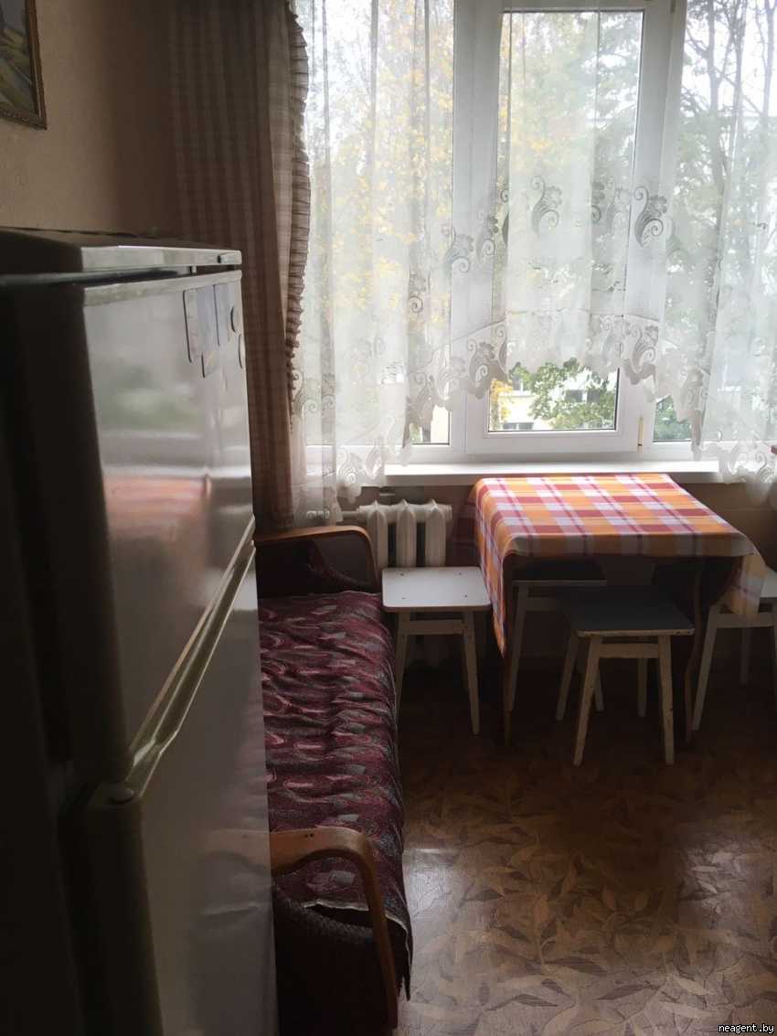 2-комнатная квартира, ул. Казинца, 51/3, 700 рублей: фото 2