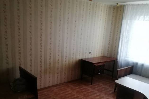 2-комнатная квартира, Авроровская ул., за 750 р.