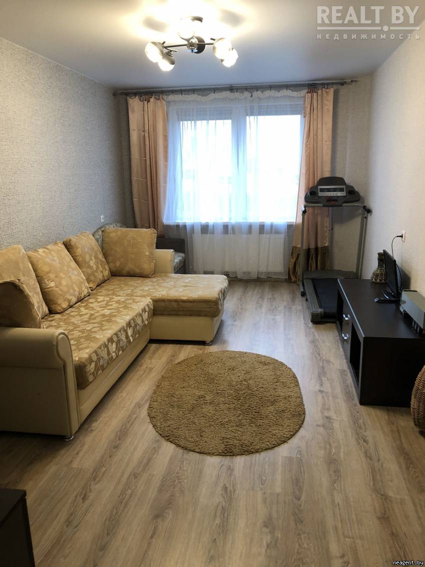 1-комнатная квартира, Мира 31/2, 3/2, 290 рублей: фото 1