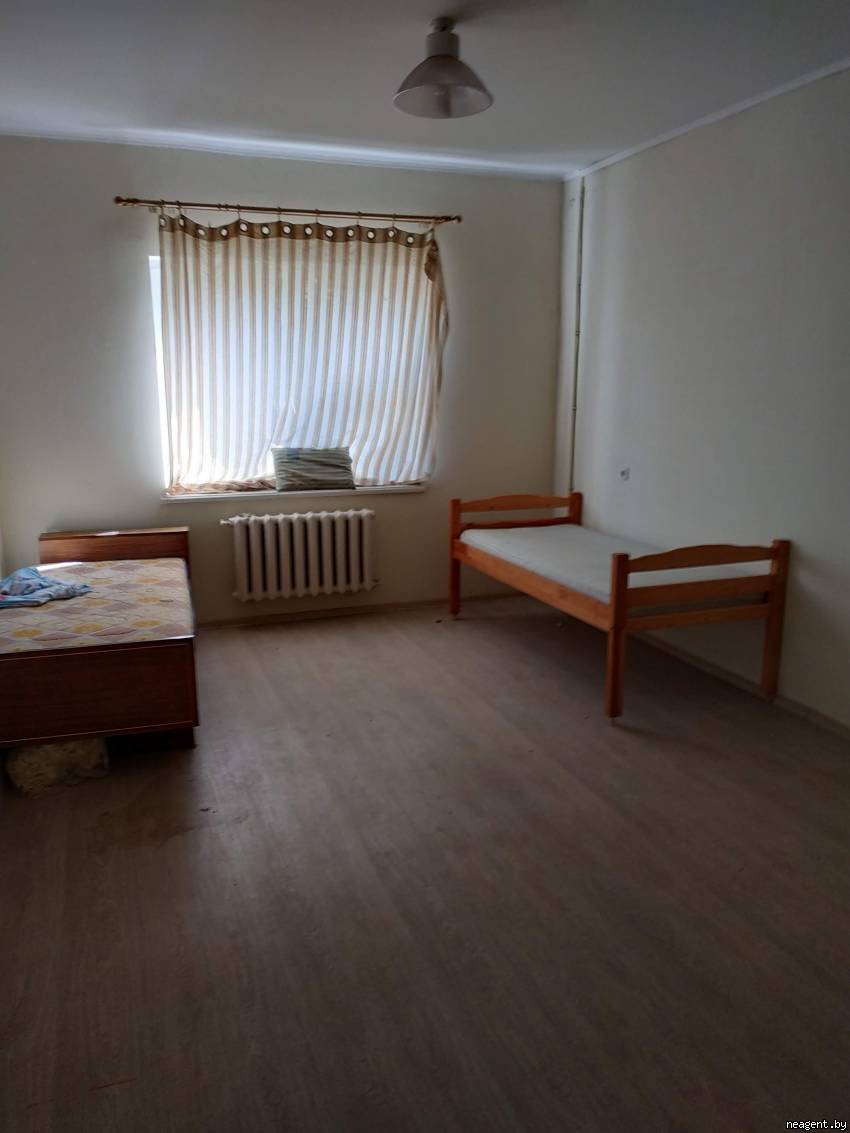 4-комнатная квартира, Логойский тракт, 111, 200 рублей: фото 1