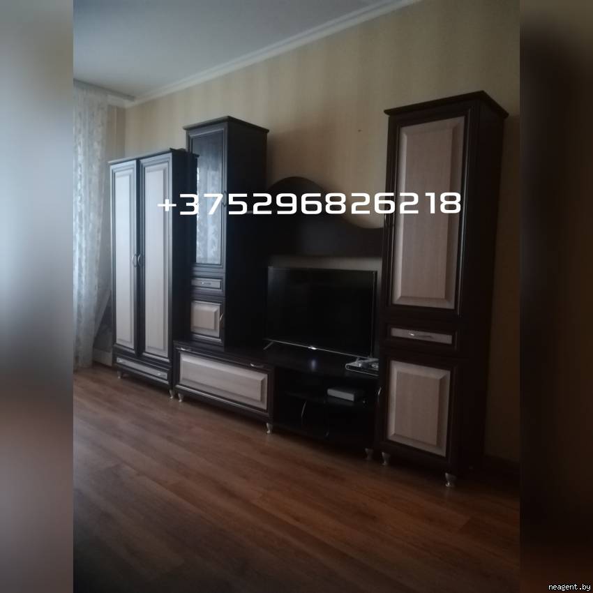 3-комнатная квартира, ул. Красная, 47, 35 рублей: фото 1