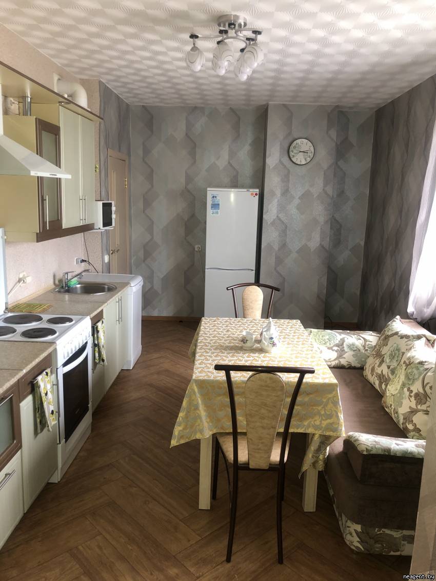 3-комнатная квартира, ул. Мястровская, 12, 1600 рублей: фото 8