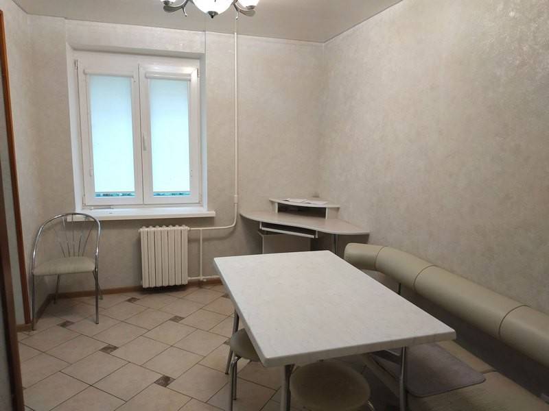 4-комнатная квартира, ул. Ложинская, 15, 1375 рублей: фото 8