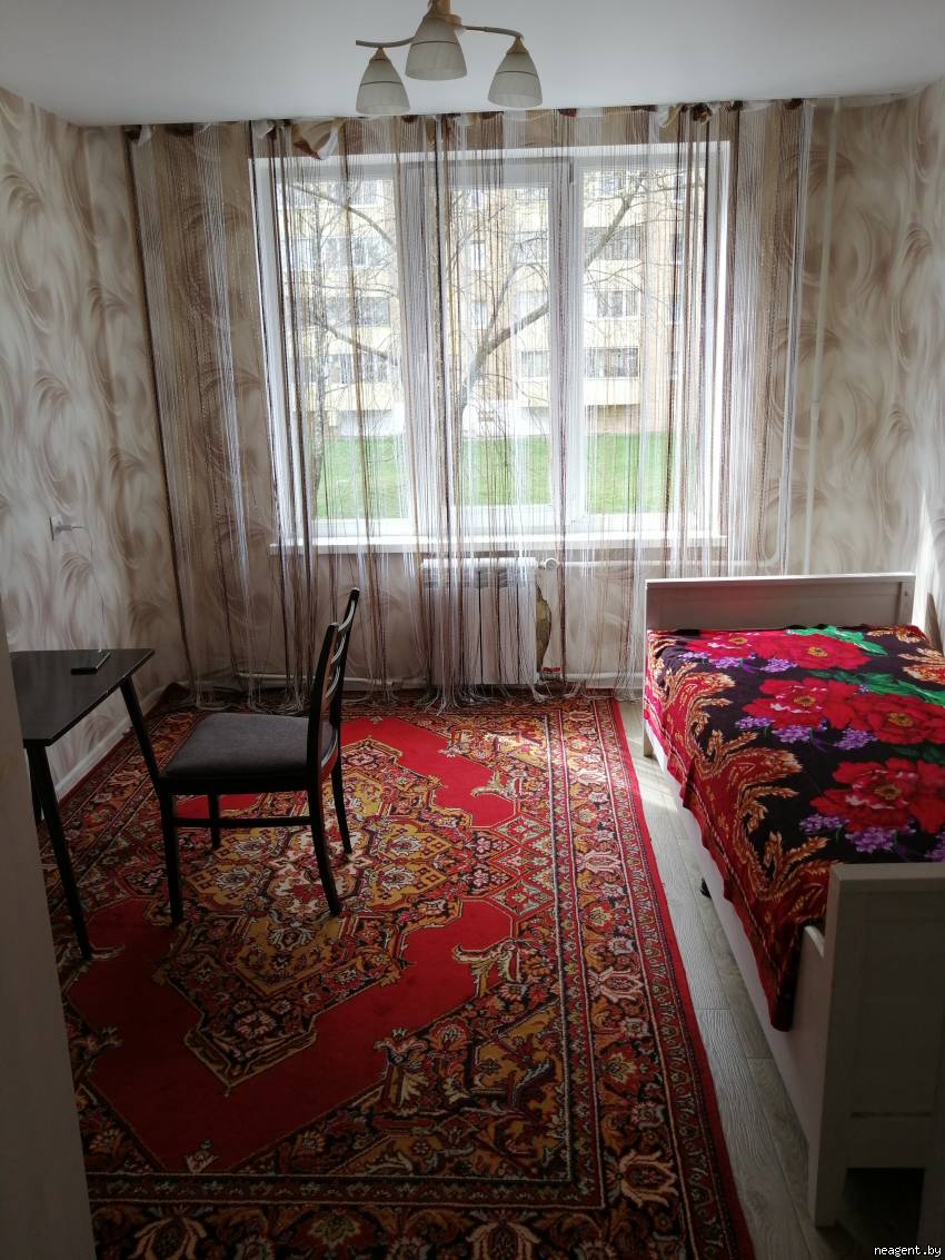 2-комнатная квартира, ул. Брестская, 70/2, 878 рублей: фото 1