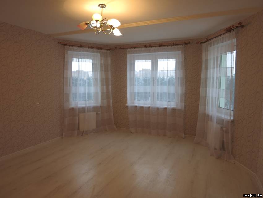 1-комнатная квартира, ул. Шишкина, 3, 950 рублей: фото 1