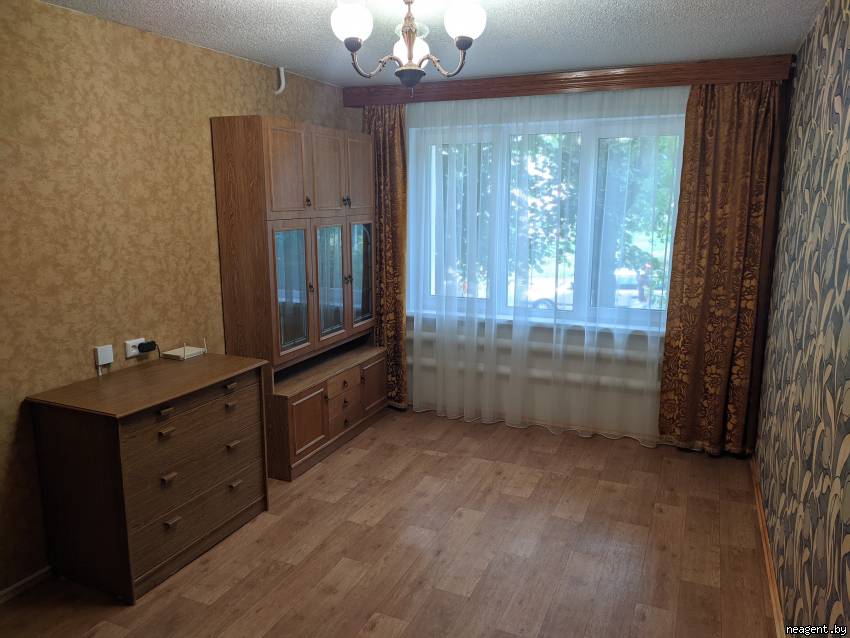 1-комнатная квартира, ул. Якубовского, 38, 647 рублей: фото 1