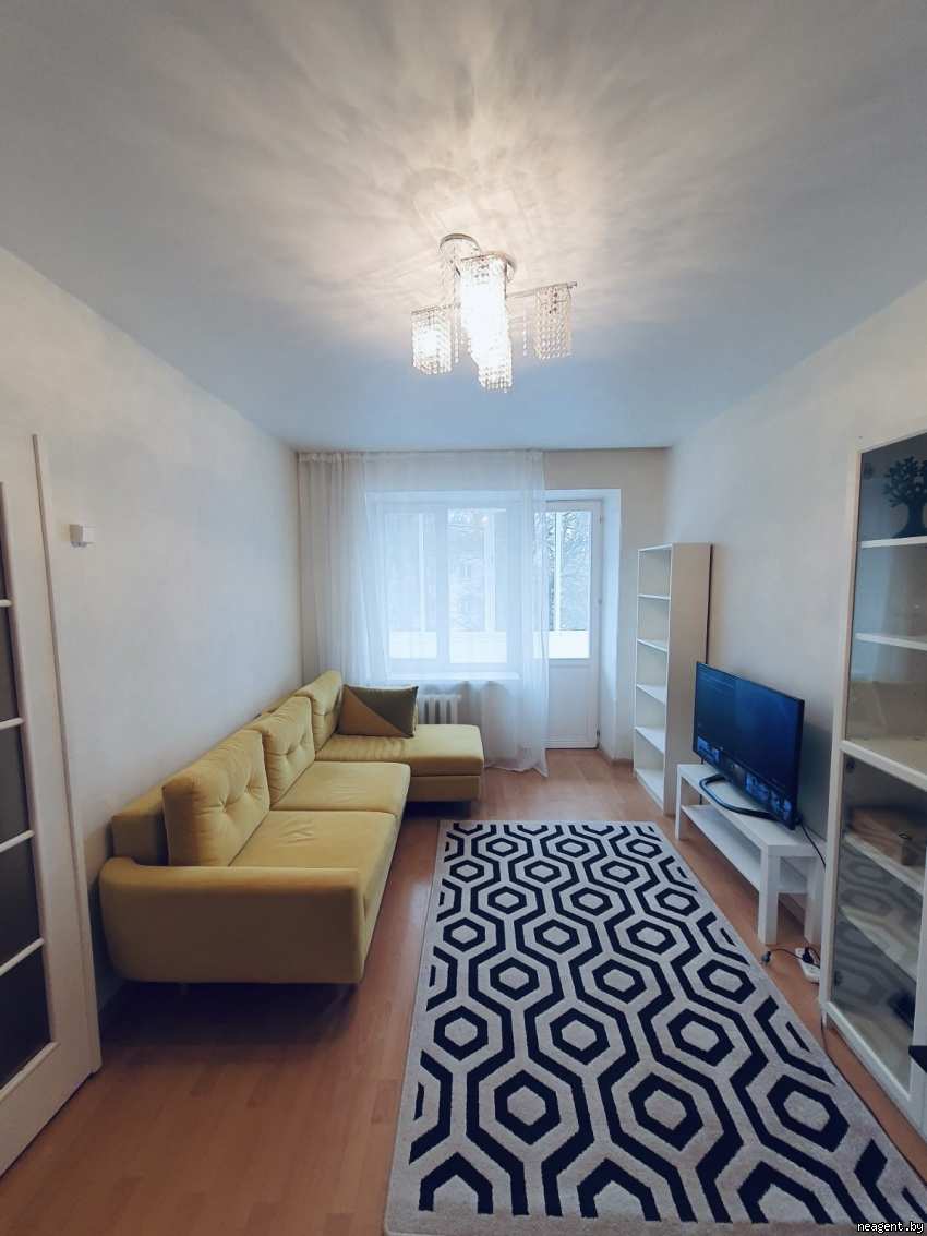 2-комнатная квартира, ул. Гебелева, 1/-, 1339 рублей: фото 1