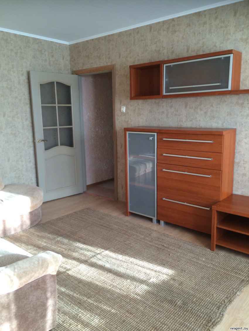 3-комнатная квартира, ул. Белинского, 8, 830 рублей: фото 3