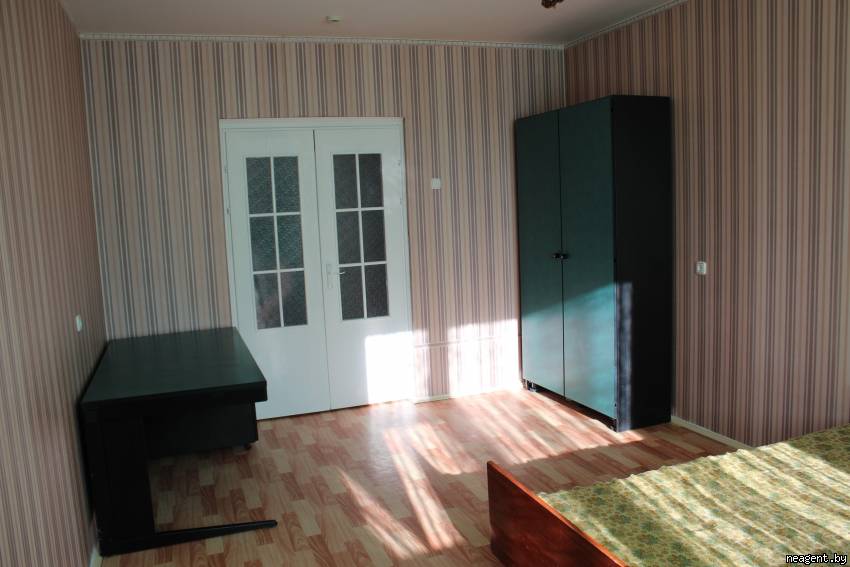 1-комнатная квартира, ул. Льва Сапеги, 9, 650 рублей: фото 1