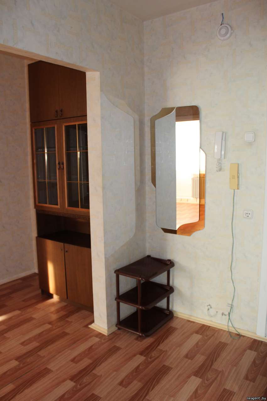 1-комнатная квартира, ул. Льва Сапеги, 9, 650 рублей: фото 7