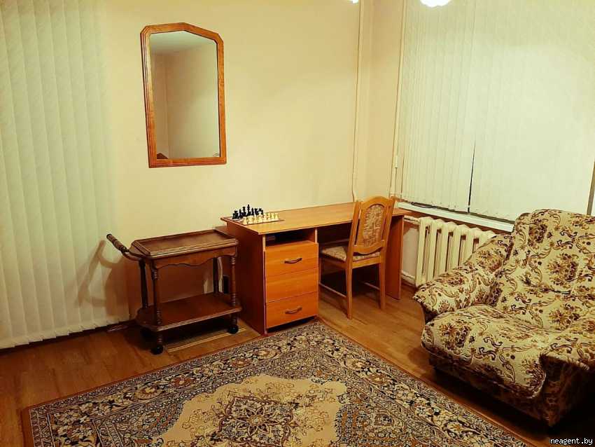 1-комнатная квартира, ул. Шугаева, 9, 50 рублей: фото 1