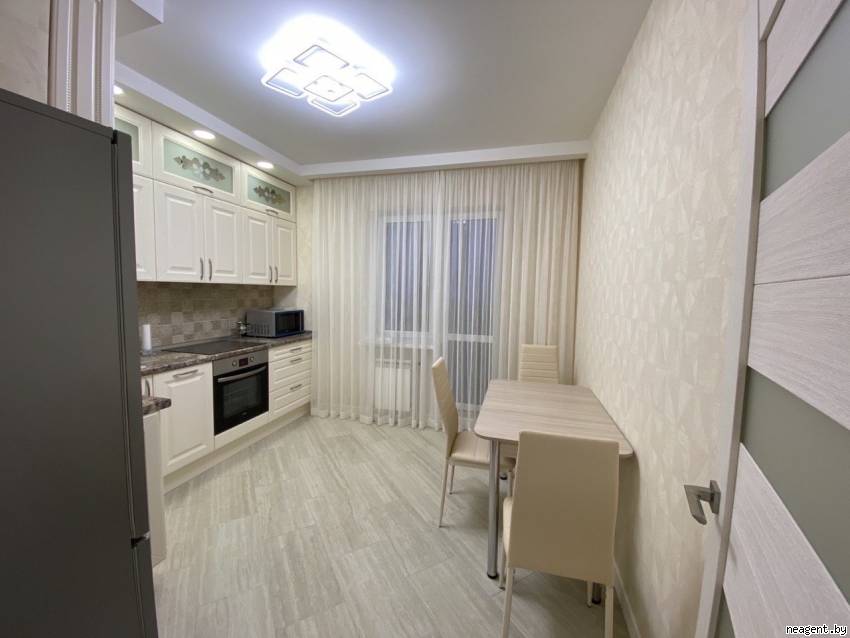 2-комнатная квартира, ул. Нарочанская, 4, 1750 рублей: фото 4