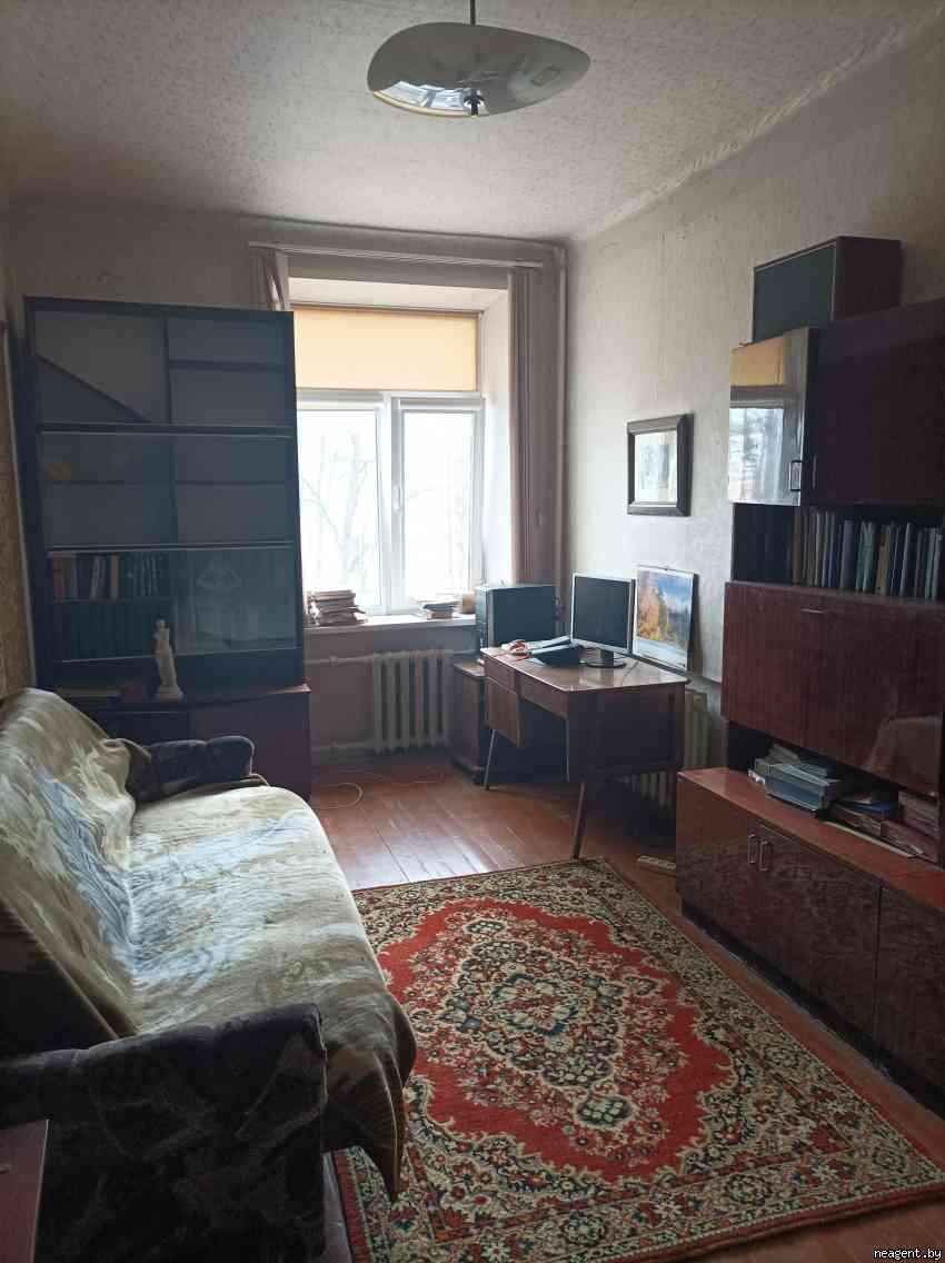 2-комнатная квартира, ул. Коммунистическая, 3, 700 рублей: фото 1
