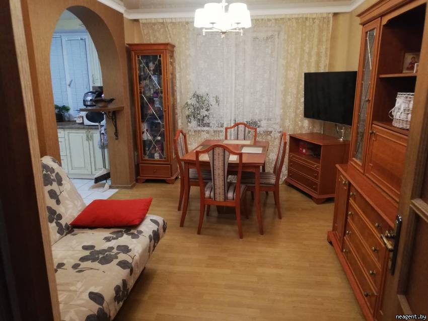 2-комнатная квартира, ул. Радужная, 4/1, 751 рублей: фото 2