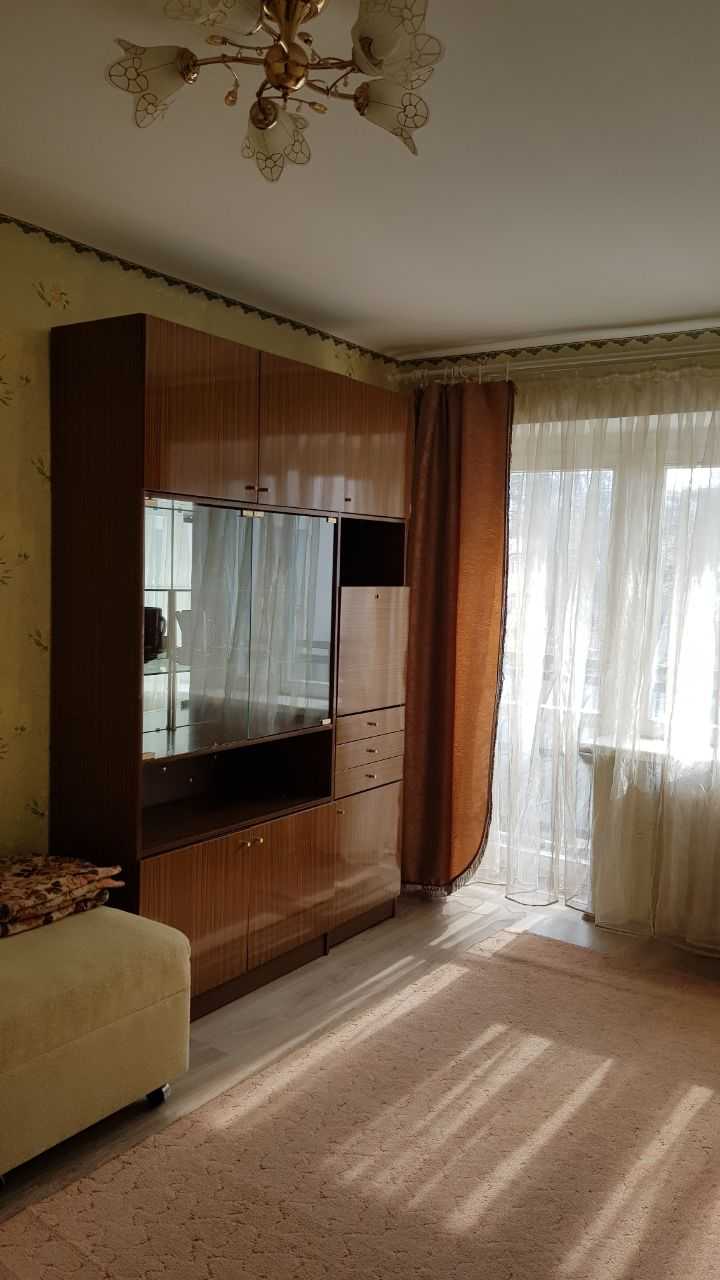 2-комнатная квартира, ул. Космонавтов, 49/51, 500 рублей: фото 6
