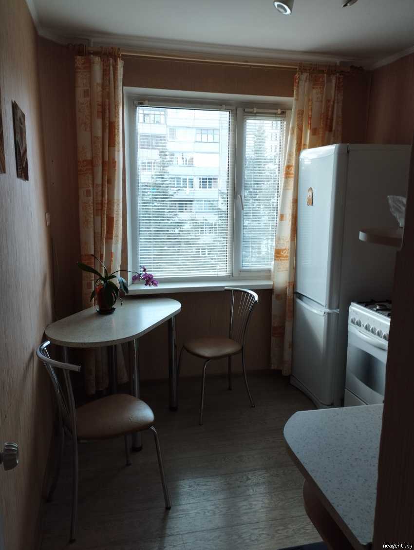 1-комнатная квартира, ул. Тикоцкого, 26, 584 рублей: фото 2