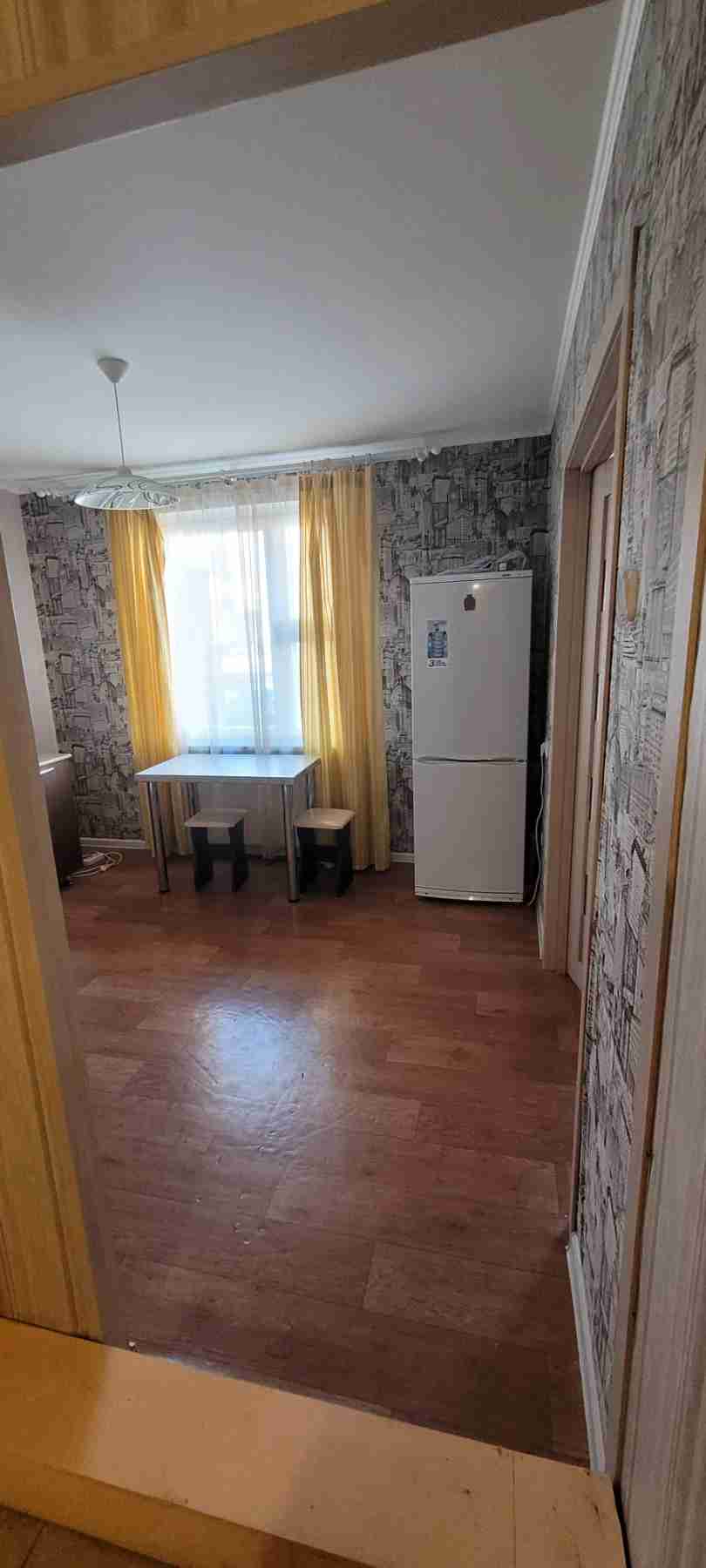 1-комнатная квартира, ул. Острожских, 6, 700 рублей: фото 1