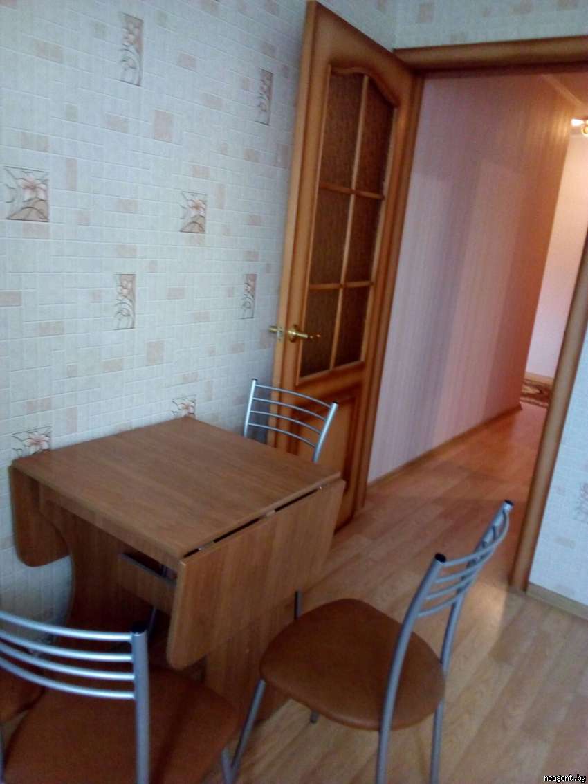 1-комнатная квартира, ул. Сырокомли, 12, 645 рублей: фото 1
