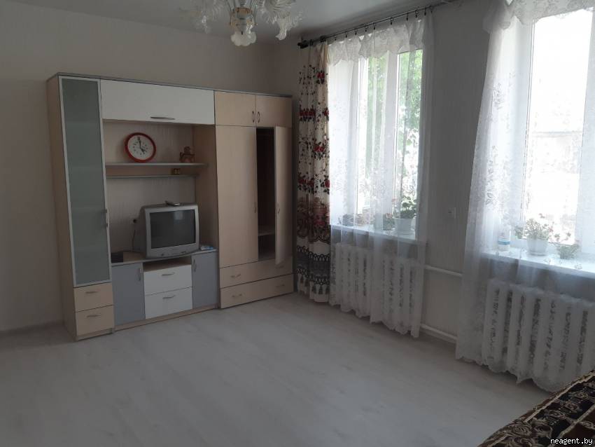 2-комнатная квартира, ул. Пирогова, 2, 676 рублей: фото 2
