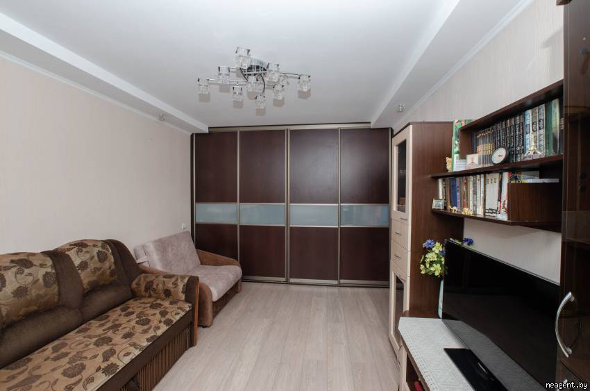 2-комнатная квартира, ул. Васнецова, 8/2, 809 рублей: фото 2