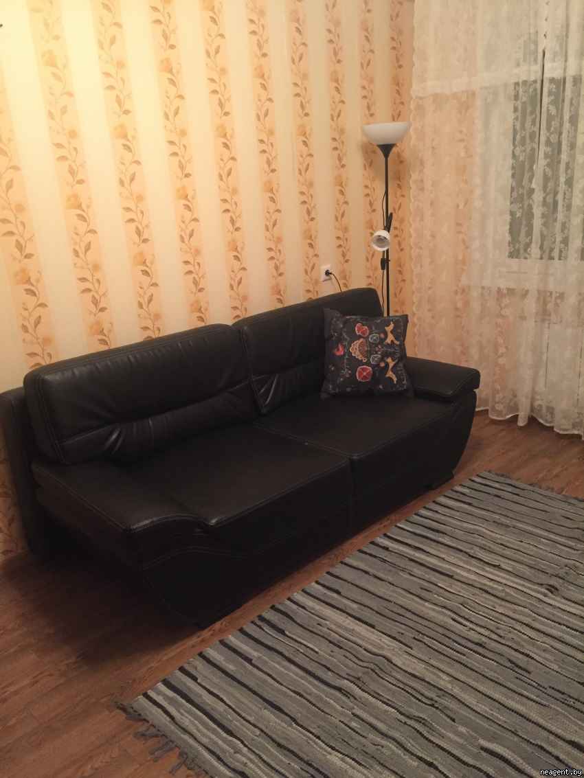 2-комнатная квартира, ул. Киреенко, 7, 710 рублей: фото 2