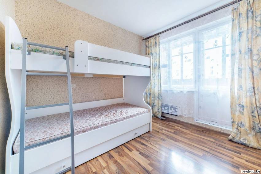 3-комнатная квартира, ул. Заславская, 35, 800 рублей: фото 4