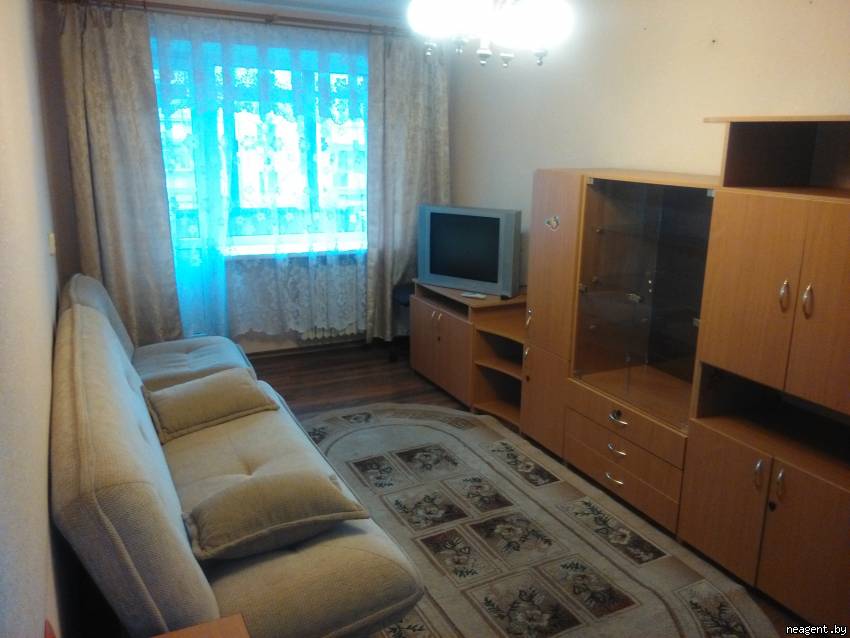 3-комнатная квартира, ул. Карвата, 62, 817 рублей: фото 2