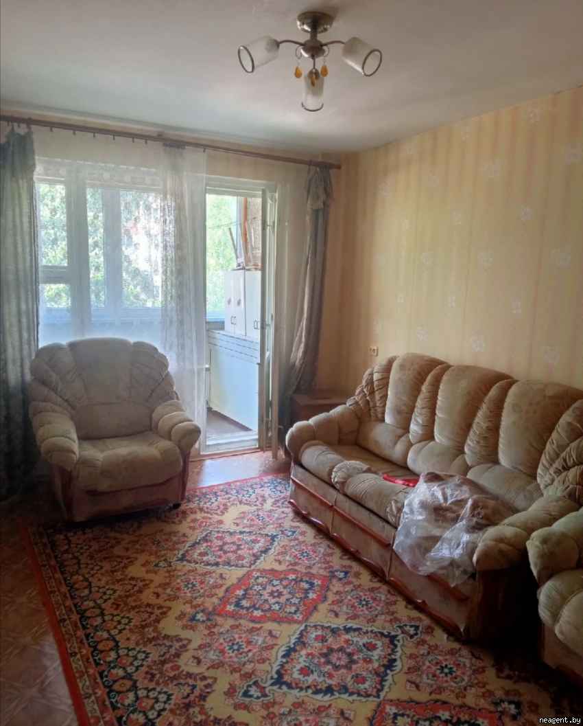 1-комнатная квартира, ул. Асаналиева, 13/2, 131500 рублей: фото 1