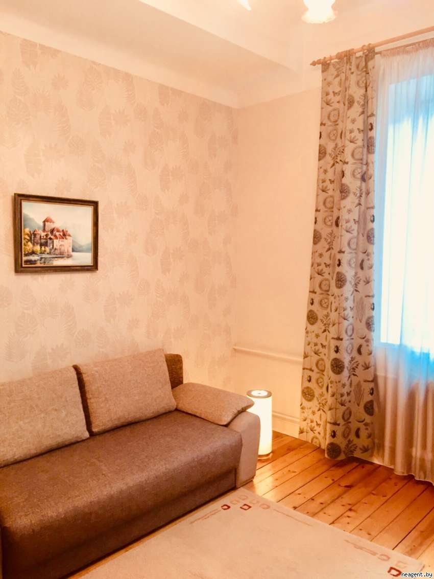 2-комнатная квартира, ул. Свердлова, 24, 1300 рублей: фото 1