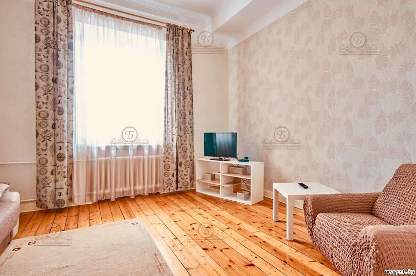 2-комнатная квартира, ул. Свердлова, 24, 1300 рублей: фото 2