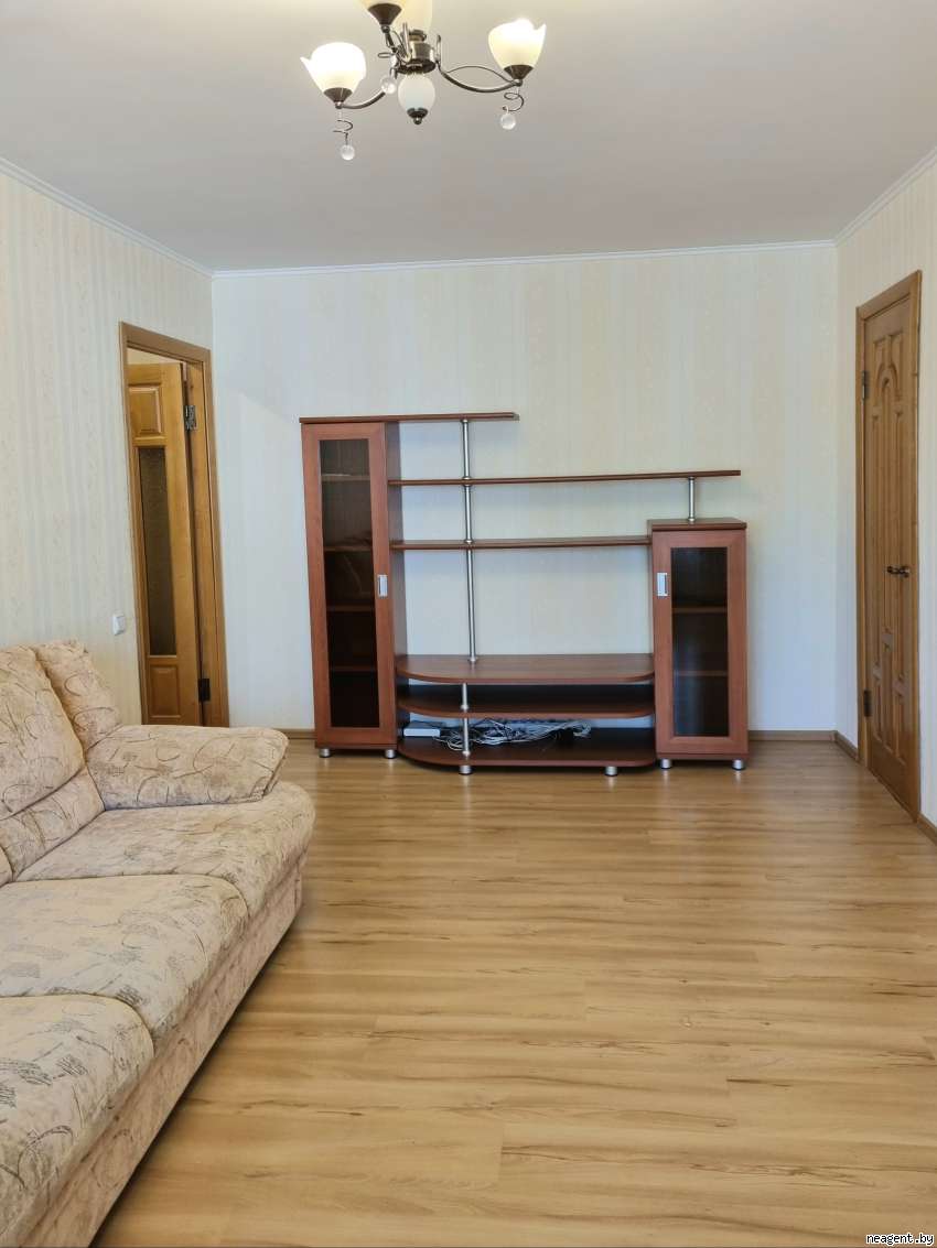 3-комнатная квартира, ул. Гикало, 10, 886 рублей: фото 2