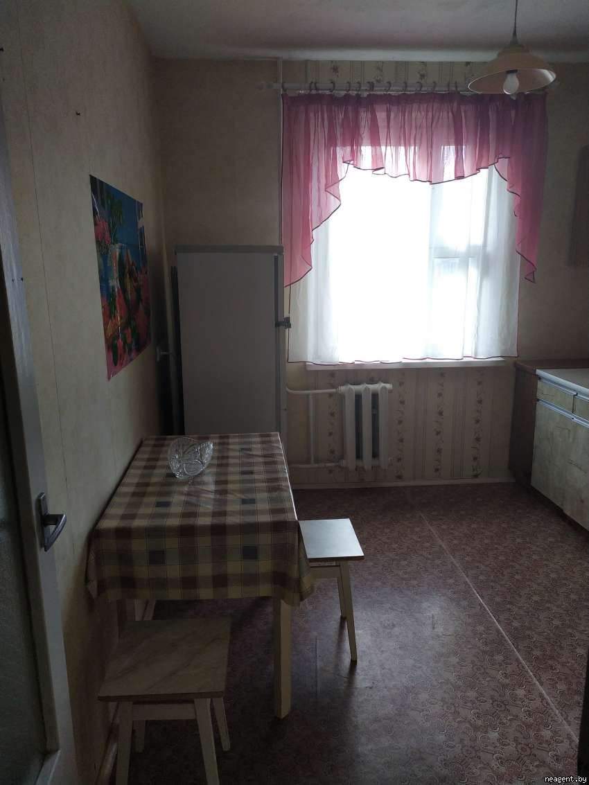 2-комнатная квартира, ул. академика Федорова, 19, 720 рублей: фото 2