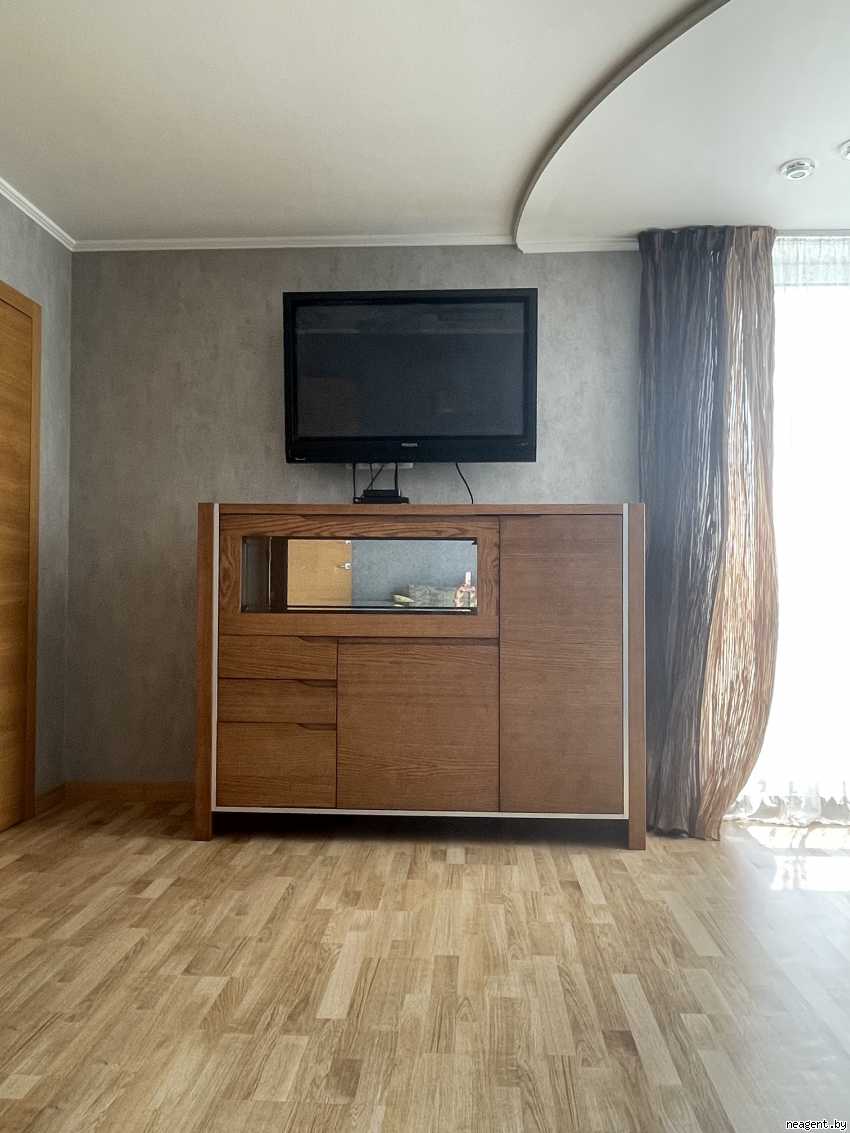 3-комнатная квартира, ул. Кропоткина, 112/1, 1265 рублей: фото 2