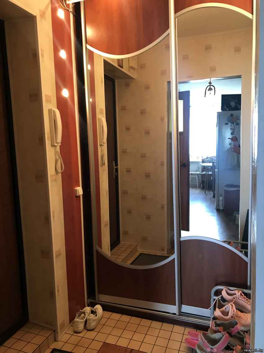 3-комнатная квартира, 18 микрорайон, 5, 103416 рублей: фото 1
