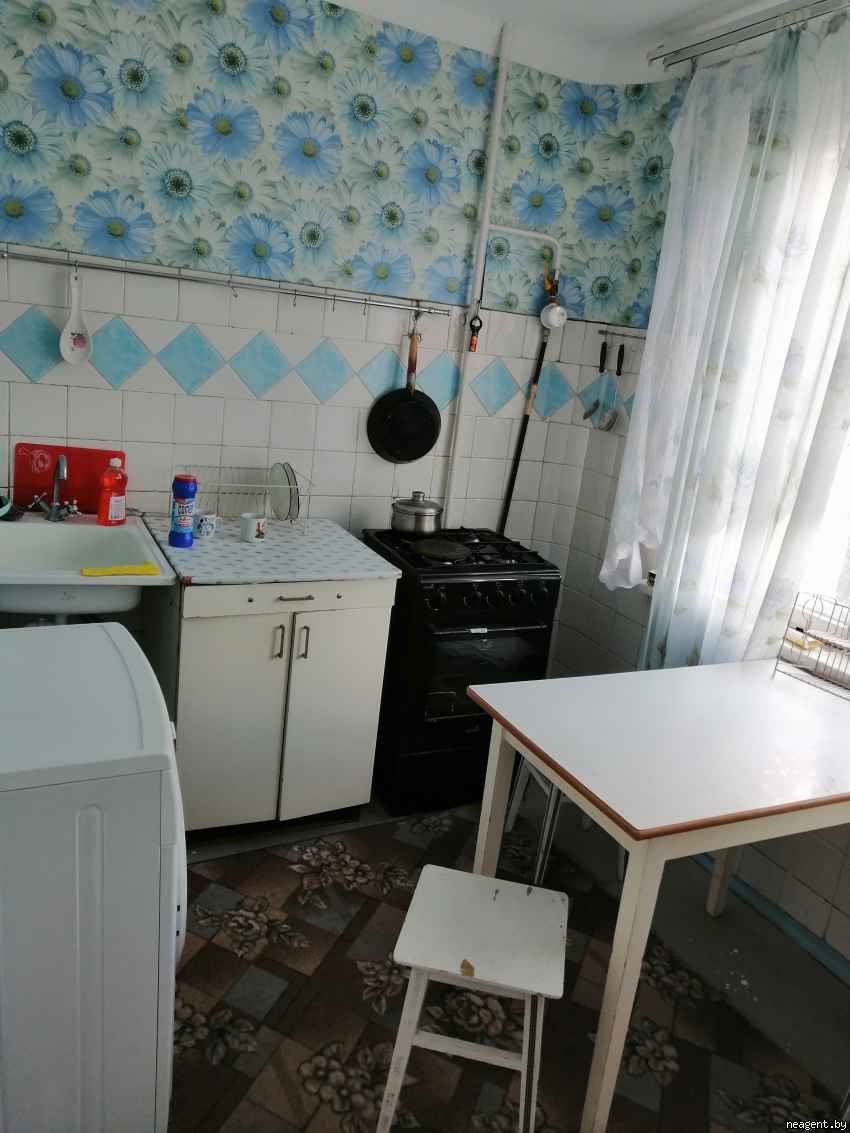 1-комнатная квартира, ул. Фроликова, 1, 530 рублей: фото 3