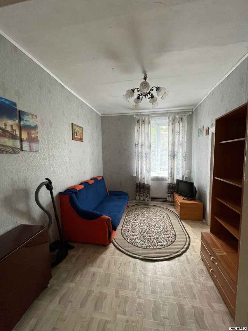 2-комнатная квартира, ул. Смирнова, 39, 625 рублей: фото 1